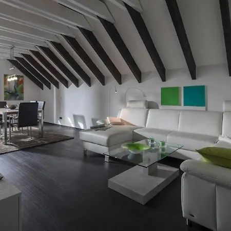 5 Sterne Ferienwohnung Mit Allem Drum Und Dran In Appartamento